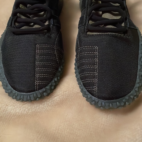 Adidas - Picture 5 of 8